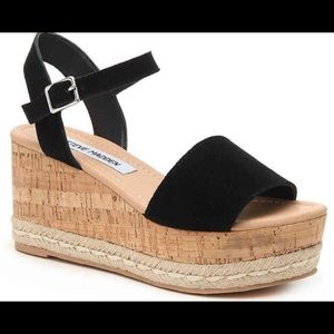 NWOT Steve Madden platform wedge sandal